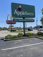 Applebee's Anderson outside