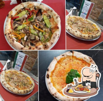 Pizzeria Ragazzi food