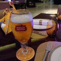 Stills Restaurant Bar Crowne Plaza Yas Island food