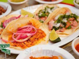 La Calle Taqueria Y Carnitas food