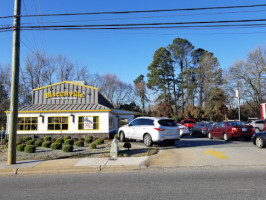 Biscuitville outside