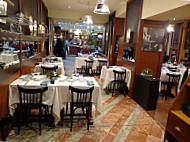 Restaurant Cafe Vienne food
