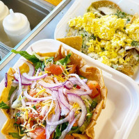 Los Chilaquiles Mexican Grill food