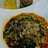 Xiè Péng Jiǔ Lóu food