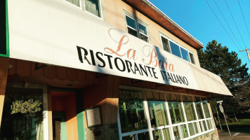 La Baia Italian Restaurant Ltd food