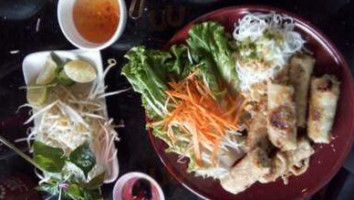 Pho Bom, Vietnamese Noodle Grill food
