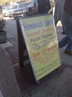 Sweetie's Homemade Ice Cream Sweets food