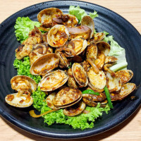 Jiao Cai Seafood inside