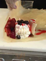 Cre8 Crepes food