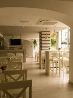 Cafe Primor inside