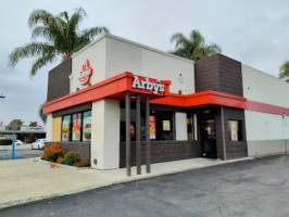 Arby's Reseda – Reseda Blvd outside