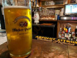 Huber-haus German Bier Hall food