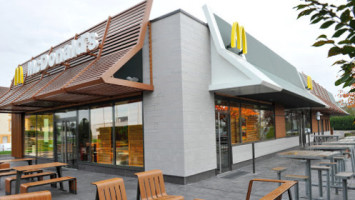 Mcdonald's Mantes La Ville inside