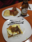Castells Bar Restaurante food