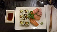 Miyoki Sushi inside