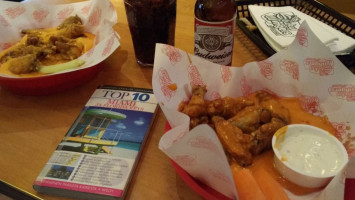 Sticky Wingers food