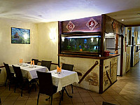 Restaurant Baguettes d'Or inside