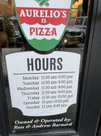 Aurelio's Pizza outside