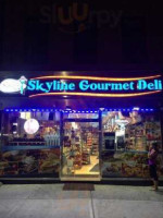 Skyline Gourmet Deli— Manhattan food