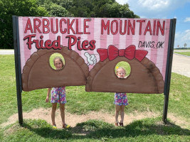 Arbuckle Mountain Fried Pies outside