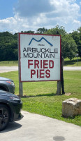 Arbuckle Mountain Fried Pies outside