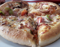 Pizza Hut Setubal food