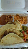 Little Taco Factory food