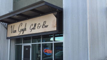 Van Gogh Grill & Bar inside