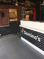 Domino's Pizza Ploërmel food