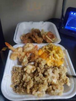Shaker's Conch House food