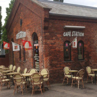 Cafe Station inside