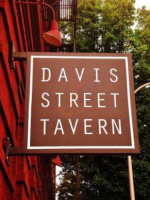 Davis Street Tavern inside