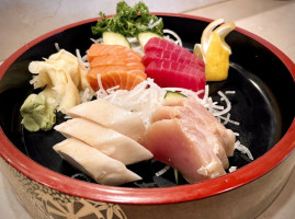 Sushi Huku food