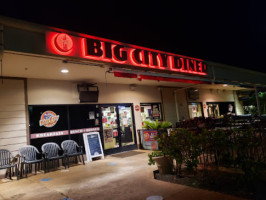 Big City Diner outside