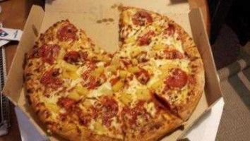 Domino's Pizza food