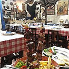 Restaurante Típico O Cantinho da Serra inside