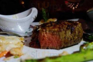 Larsen's Steakhouse Woodland Hills food