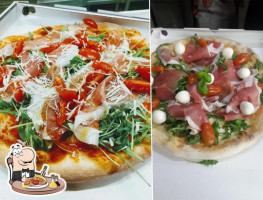 Bella Italia Pension, Pizzeria food