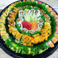 Sushi Addicts food