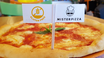 Mister Pizza Piazza Del Duomo food