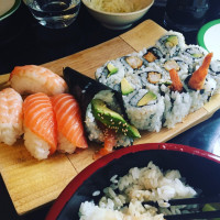 M'Sushi food