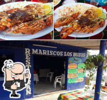 Mariscos Los Buzos food