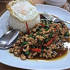Rice And Noodle Thai Food Cafe food