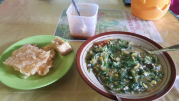 Warung Bubur Manado Rajamoili food