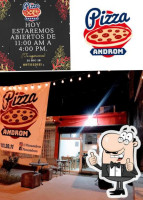 Pizza Androm inside