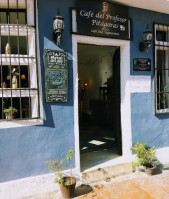 Café Del Profesor Pitágoras outside