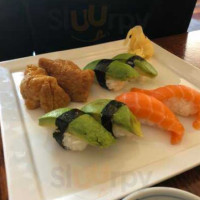 We Be Sushi food