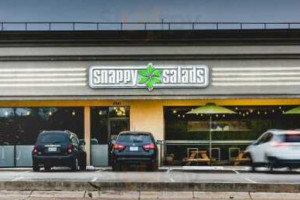 Snappy Salads Greenville outside