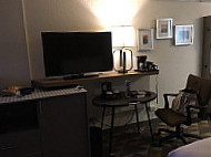 Holiday Inn Suites Pittsfield-berkshires, An Ihg inside
