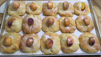 Das Meyer Fine Pastry Chalet food